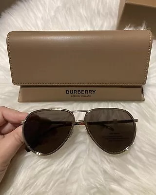 Brand New Authentic Burberry Scott BE3135 100587 Sunglasses RRP$390 • $219.99