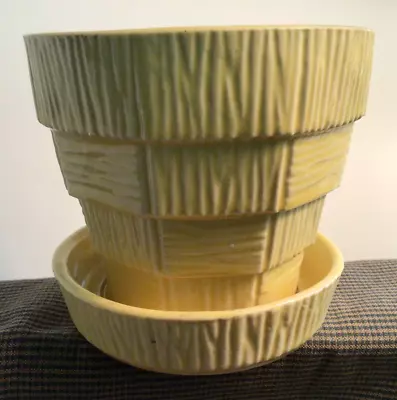 McCoy Vintage 1950s Pottery Violet Planter Pot Yellow Basketweave 4  Sm Rx • $14.50