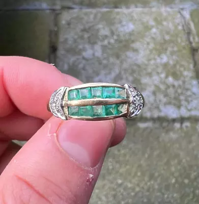 9ct Gold  Vintage Emerald And Diamond Cluster Ring Size T   Hallmkared • £170.50