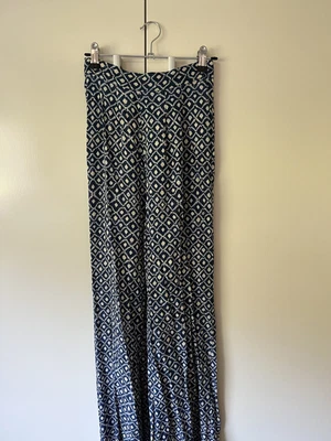 $20.60 • Buy Tigerlily Pants 6