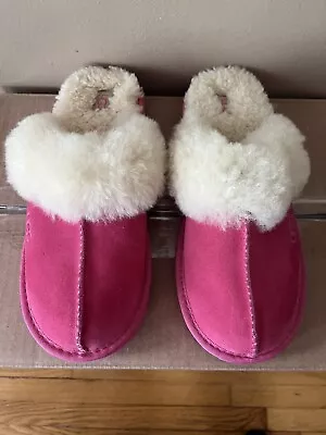 UGG COQUETTE SIZE 5 PINK SHEEPSKIN SLIPPER CLOG $59 Reg $120 • $50