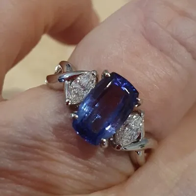 TANZANITE & DIAMOND Beautiful Platinum Trilogy Ring. GC Size M Valuation $5611  • £868.52