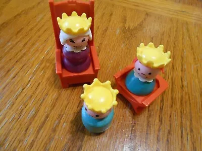 Vintage Fisher Price Little People Castle ROYALTY LOT OF FIVE PIECES READ! • $34.95