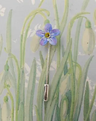 Small Pretty FORGET-ME-NOT PIN Friendship Brooch Masonic Lapel Pin HAND PAINTED • $6.84