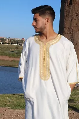 Mens  Premium Moroccan Thobe White & Gold Robe Jubbah Kaftan Short Sleeves • £34.99