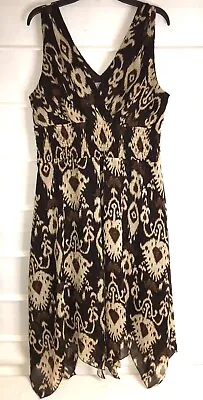  Rabbit Designs Brown Beige Print Sleeveless V Neck Smocked Waist Dress 8 EC!  • £5.67