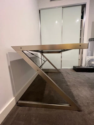 $10 • Buy Computer Desk