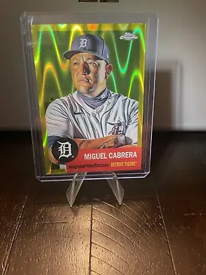 2022 Chrome Platinum Anniversary Miguel Cabrera Yellow RayWave Refractor /250 • $3.99