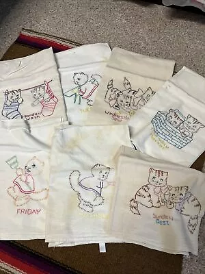 Vintage DAYS OF THE WEEK EMBROIDERED KITCHEN TEA DISH TOWELS COMPLETE SET 7 • $9.99
