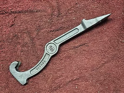 Vintage Sierra No.T1 Fire Hydrant Wrench  • $29.99