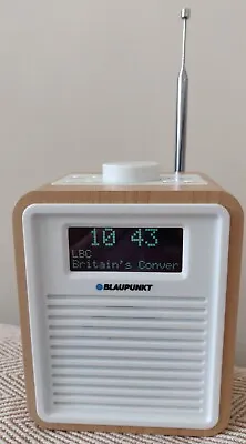 £20 • Buy Blaupunkt. BPCRW-B1 DAB FM Digital Radio. Dual Alarm Clock, Retro, Wooden