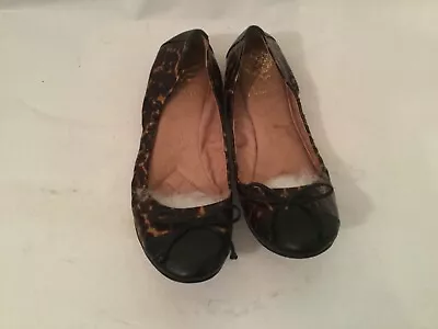 Vince Camuto Flat Womens Black Patent Slip On Round Toe Ballet Shoes Sz 8.5 • $19.99