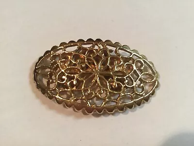 Vintage Gold Tone Oval Metal Musi Clip Brooch W/ Floral Design Signed Jewelry • $3