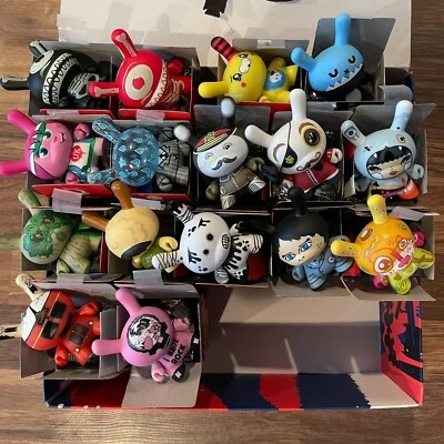 $26 • Buy Kidrobot DUNNY 3  YE OLDE ENGLISH - 2008 - Chases - Vinyl Figures - Choice Lot