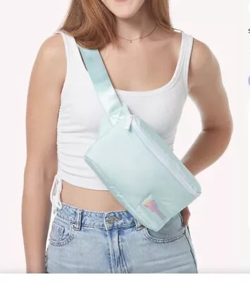 Puffy Fanny Pack/Waist Bag Mint Green Ripstop Nylon Adjustable Strap Chunky Zip • $25