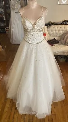 #122 Mori Lee Wedding Ball Gown Sz 8 NWT • $135