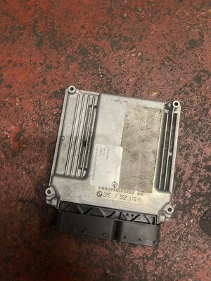 Bmw Engine Control Unit Module Ecu Ecm Dme 7552176 0261208582 • £95