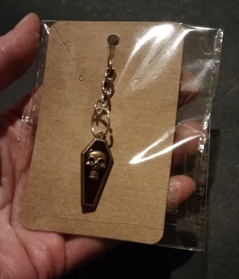 £3.65 • Buy Coffin Skull Pendant Keyring Red Great Gift 🎁