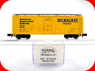 N Scale **MILWAUKEE ROAD** 40' Custom Weathered Box Car MILW 9058 - Atlas 33161 • $21.99