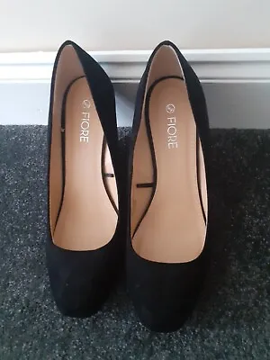£10 • Buy   Matalan Brand New Black Suede Wedge Shoes Size 5 38