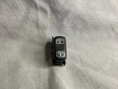 98-03 Mercedes W210 E320 E430 Rear Window Roller Blind Switch Sensor 2108202710 • $21.50