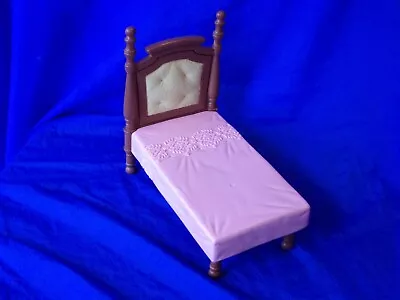 Fisher Price Loving Family Doll House Four Poster Bed HTF  • $9.58