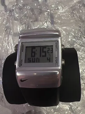 Rare Pre Owned Very Good Condition Nike Sledge Mettle Press Watch Wc0038 • $99.99