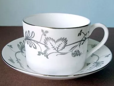 Wedgwood Martha Stewart Flourish Ecru Tea Cup & Saucer Made In England New • $22.90