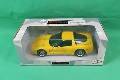 RARE NEW UT MODELS LIMITED 1:18 Scale 2000 Corvette Coupe C5 YELLOW #21101 • $295