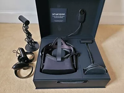 Oculus Rift CV1 VR Headset + Touch Controllers + 2 Sensors • £136.99