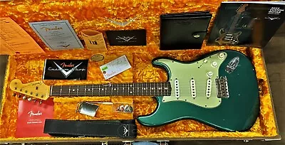 In Store 1962 Fender Stratocaster Limited Edition ’62/’63 Sherwood Green 2022 • $7999