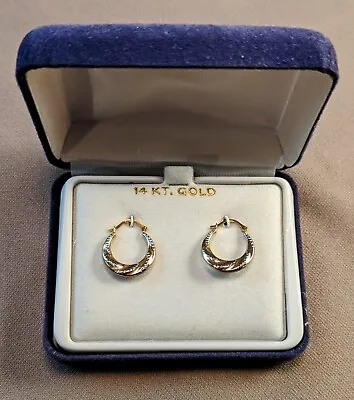 JCP 14k Gold Round Hoop Pierced Earrings Israel VTG NIB • $79.95