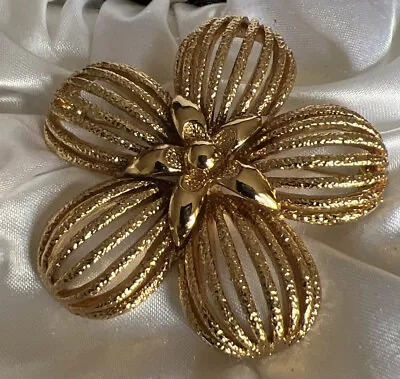 MONET Large Gold Tone Flower Statement Brooch Pin • $12.55