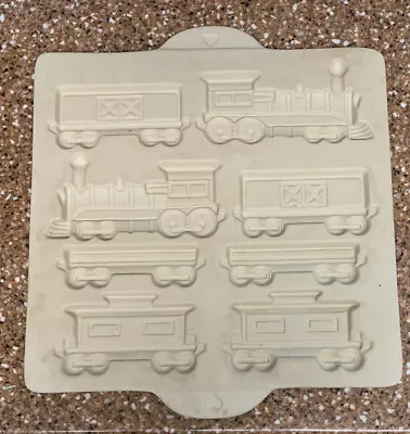 +1998 Vintage Pampered Chef “Home Town Train” Candy Cookie Baking Mold Christmas • $19.99