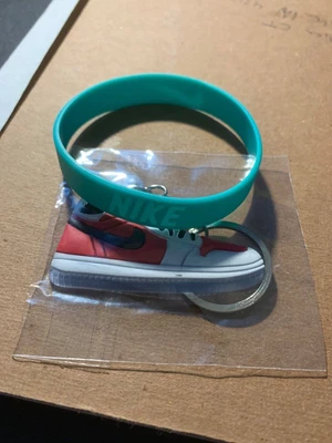 $8 • Buy Sneakers Key-Chains 2D  Retro Shoe Key Chain , Still Sealed , With Bracelet .
