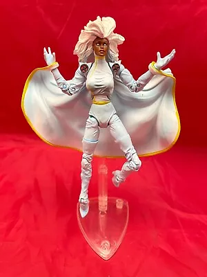 X-Men Classics Storm White Costume & Base Marvel Legends Series 1 Toybiz Loose • $19.99