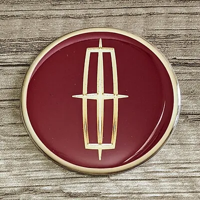 $20 • Buy Burgundy And Gold Lincoln Wheel Chips Set Of 4 Size 2.25in