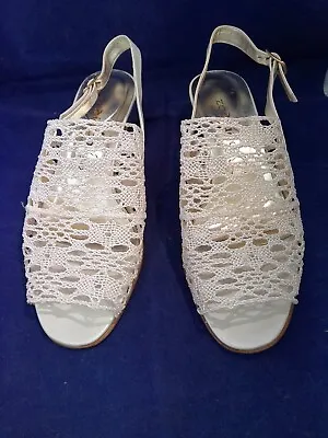 Zodiaco Ladies Ivory Lace Effect Shoes Size 36 • £9