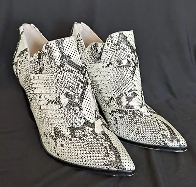 Vince Camuto Levana Gray Python Print Leather High Heel Booties Womens Size 9 M • $32