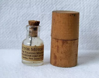 Antique VICTOR Talking Machine Div MOTOR OIL Small Corked Glass Oiler Bottle • $19.99