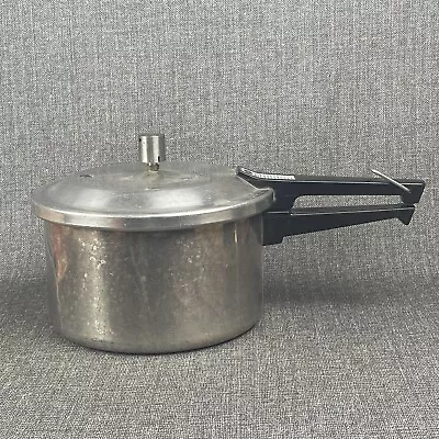 1950 MIRRO-MATIC Aluminum 4 Qt Pressure Cooker M0404 Complete USA Gasket Jiggler • $32.30