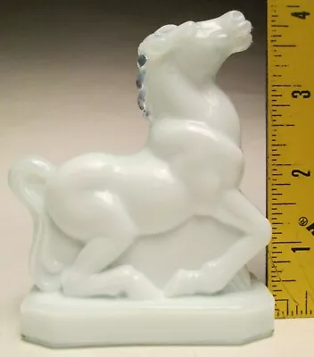 Vintage Boyd Art Glass Joey Horse Snow Opaque White Milk Glass January 1st Mark • $22.49