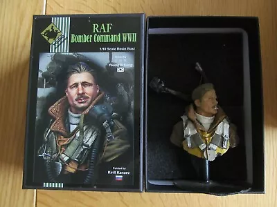 £24.99 • Buy Young Miniatures YM1850 RAF Bomber Command WW2 In 1:10 Scale.