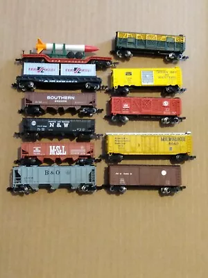 N Scale Lot Of 11 Freight Cars Road Names GN B&O N&W L&N Other Bachmann • $60