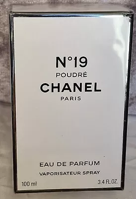 £130 • Buy Chaneln°19 PoudrÉeau De Parfum  Vaporisateur Spray 100ml