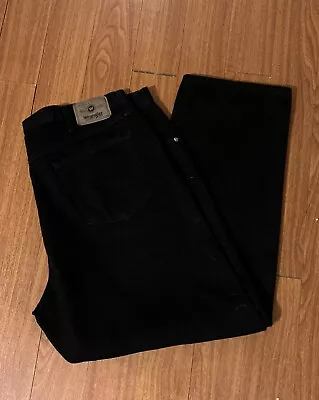 Wrangler Relaxed Fit Straight Black Denim Mens Jeans 42x30 97601CB • $25