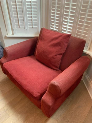 £10 • Buy Red Loveseat / Cuddle Chair - v Comfortable, Second Hand - Great For Bay Windows