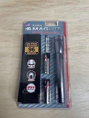 Mag-Lite Krypton Bulb 14 Lumens Mini Flashlight Gray Aluminum Body 2 AA Al... • £26.59