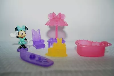 Disney Minnie Mouse Pool Beach Set With Minnie Mouse Character  • $17.99