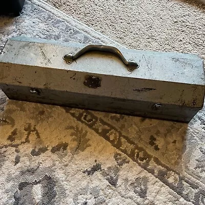 Vintage Tool Box Metal With Removable Tra19  X7 X4 1/2  • $16